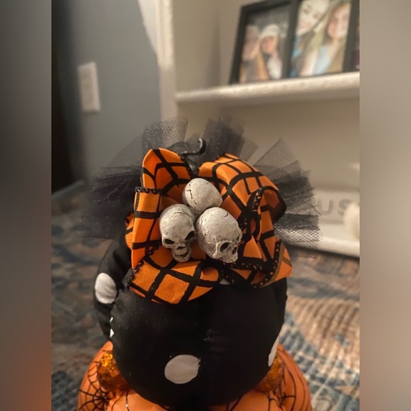 3 Tier Pumpkin Decor Statment Piece with Skulls & Spiders - Picture 3 of 4